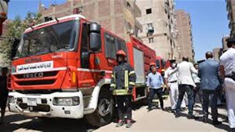انتداب خبراء المعمل الجنائي لتحديد أسباب حريق شقة في حي السيدة زينب