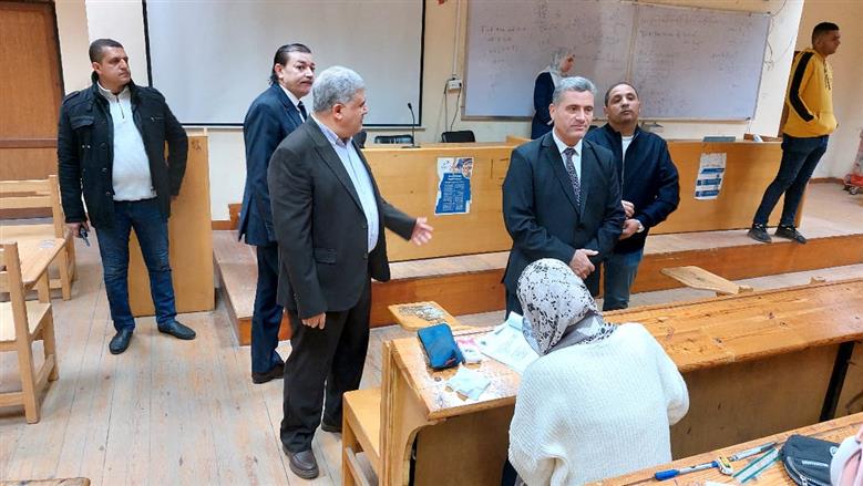 جولة رئيس جامعة بنها