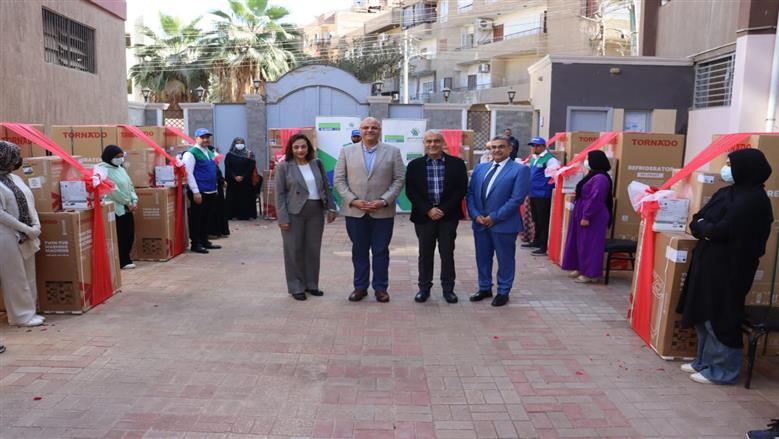 تسليم أجهزة كهربائية بالتعاون بين التحالف الوطني ومحافظة القليوبية