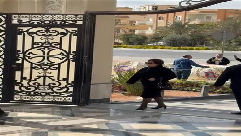 جنازة والدة هاني رمزي