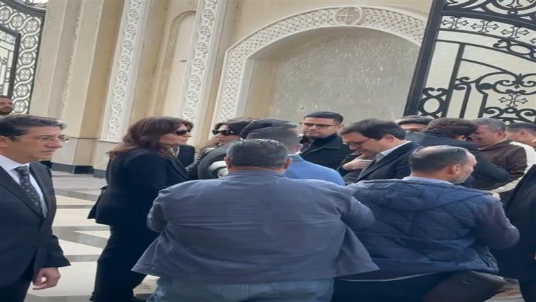 جنازة والدة هاني رمزي
