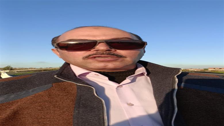 القائم على زراعة نبات الأزولا