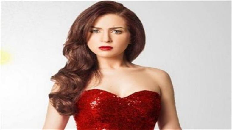 القائمة الكاملة لأبطال مسلسل قبل وبعد بطولة مي عزالدين