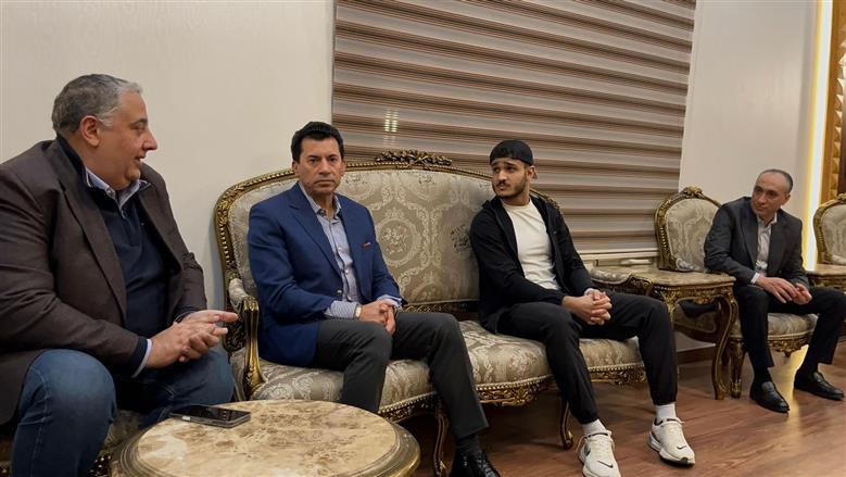 وزير الشباب والرياضة يستقبل البطل العالمي مصطفى حسين بعد إنهاء أزمة محاولة تجنيسه