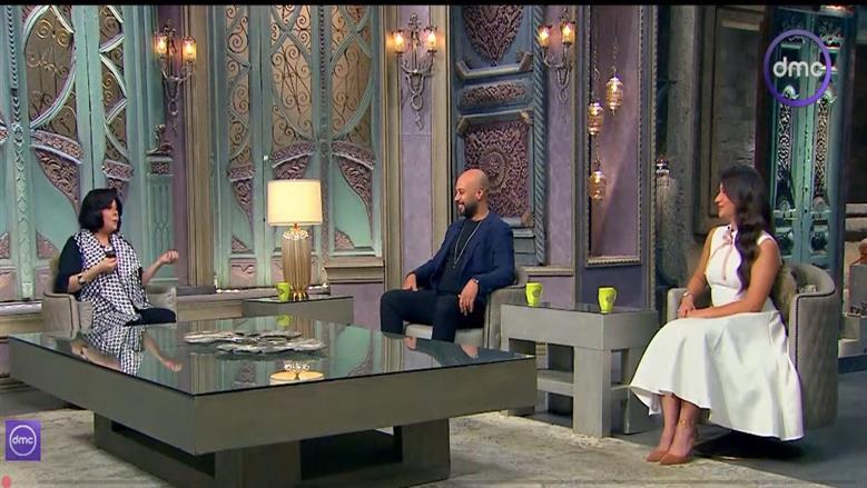 بالتجديف في بحر الحب.. كيف أقنع حاتم صلاح زوجته بالموافقة عليه؟ 