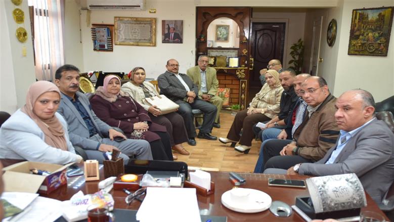 مناقشة امتحانات النقل بتعليم بورسعيد