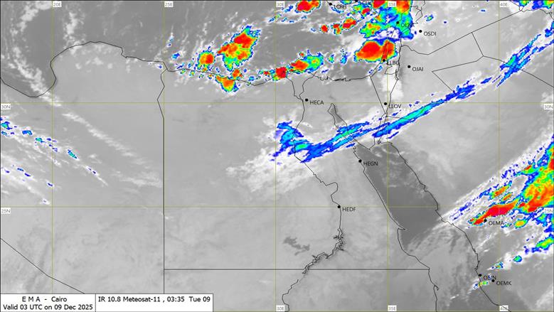 أمطار غزيرة وسيول في المحافظات