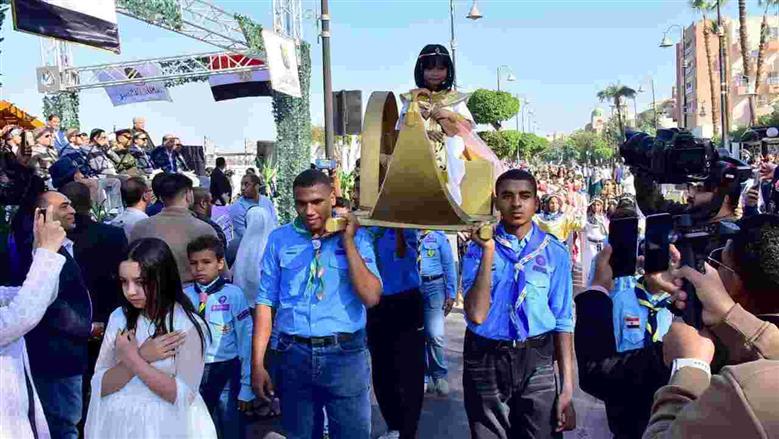 على نغمات الأغنية الشهيرة الأقصر بلدنا انطلاق احتفالات العيد القومي لمحافظة الأقصر