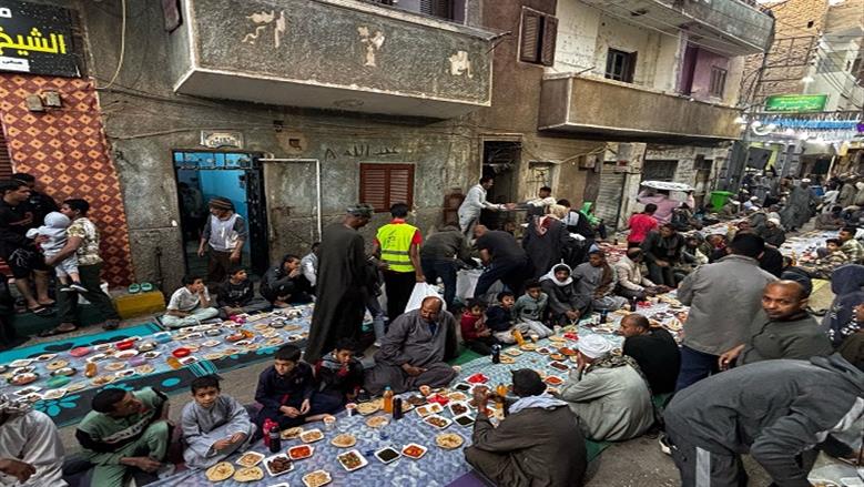 صندوق تحيا مصر ينظم أكبر مائدة إفطار جماعي ضمن مبادرة «أبواب الخير» بالأقصر  