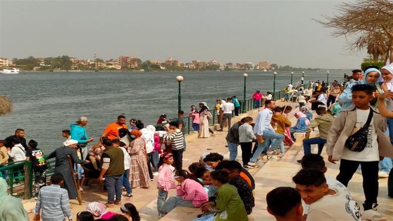 احتفالات العيد بالقناطر