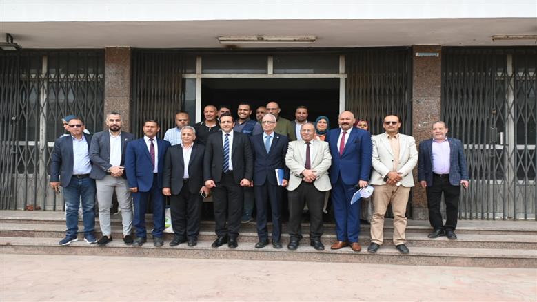 جولة نائب محافظ البحيرة 