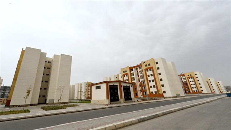 وزير الإسكان يواصل جولته اليوم بمتابعة سير عمل المشروعات السكنية بمدينة العبور الجديدة