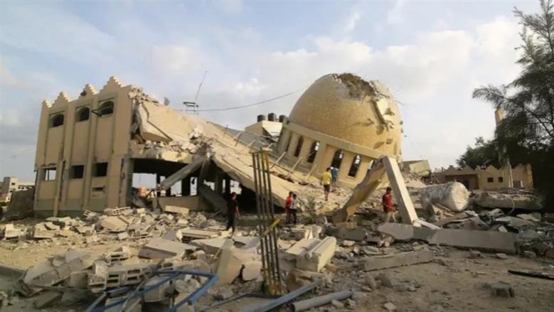 مدفعية الاحتلال الإسرائيلي تقصف غزة.. وعمليات نسف للمباني في رفح الفلسطينية