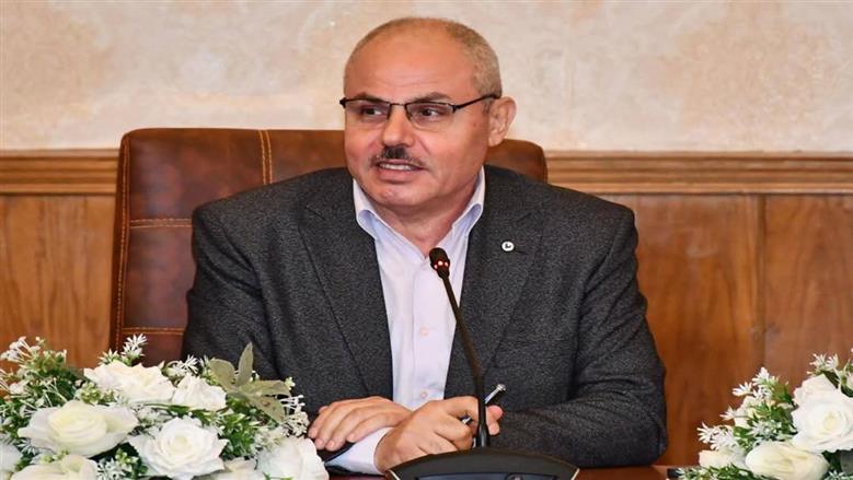 جامعة القناة تفوز بالمركز الأول لأفضل بحث علمي بمؤتمر جراحة الأورام