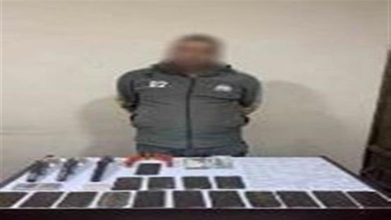 ضبط عناصر إجرامية من تجار المخدرات بعدد من المحافظات ومصرع 3 عناصر شديدة الخطورة في مواجهات أمنية بقنا وأسوان