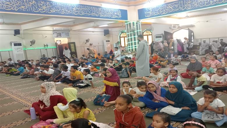 حفل تكريم 5 من خاتمين القرآن الكريم 