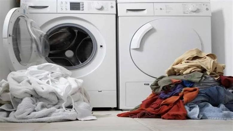 دراسة تحذر من غسل الزي الطبي في المنزل.. تساهم في انتشار العدوى