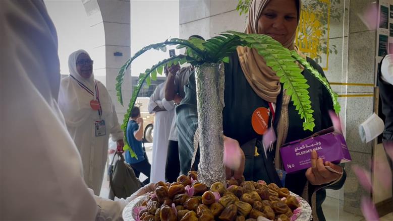 استقبال مهيب لحجاج القرعة في المدينة المنورة وسط أجواء احتفالية