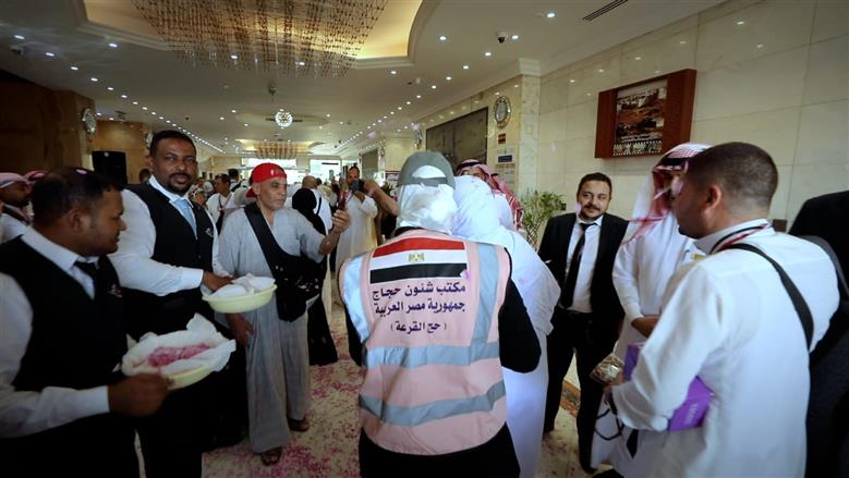 استقبال مهيب لحجاج القرعة في المدينة المنورة وسط أجواء احتفالية