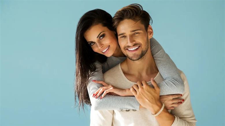 5 علامات في شريك الحياة تبشر بسعادة أسرية.. منها التفاهم
