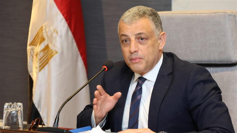الإسماعيلية تدرس استخدام «الدرون» لمراقبة توريد القمح ومنع تهريبه ورصد التعديات