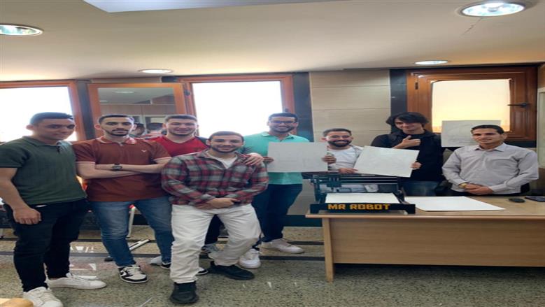 طلاب «ذكاء اصطناعي كفر الشيخ» يبتكرون آلة رسم آلية «CNC Plotter» لتطوير الصناعة