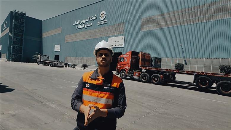 «الوطن» في قلب مصانع «الحديد والصلب» الجديدة في عتاقة: 740 منتجًا توفر للدولة أكثر من مليار دولار سنويًا