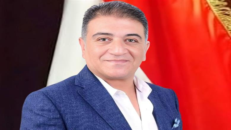  أمين صناعة «المصريين»: حديث الرئيس السيسي من السويس رسالة وفاء للعمال