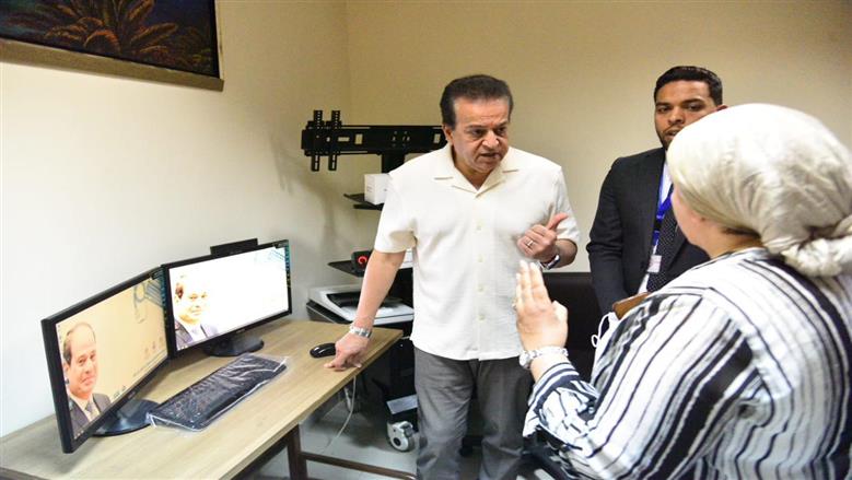 وزير الصحة يوجه بتوفير أطقم طبية في جميع التخصصات لمستشفى وادي النطرون