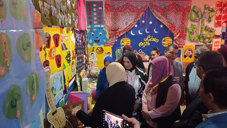 معرض الأنشطة في مدينة الضبعة بمدرسة الضبعة الإعدادية بمطروح