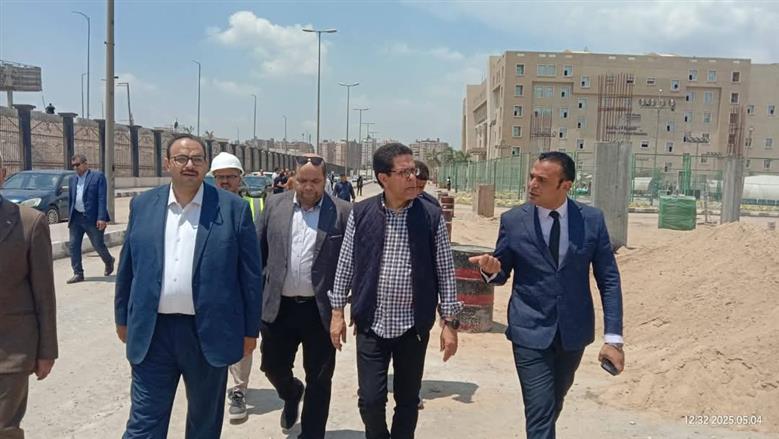 جولة رئيس جامعة بنها 