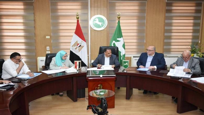 محافظ الشرقية يشدد على ضرورة الإسراع في إجراءات تقنين أوضاع أراضي الدولة