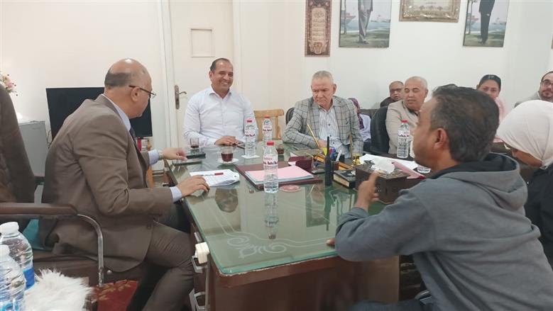 لقاء محافظ القليوبية بالمواطنين