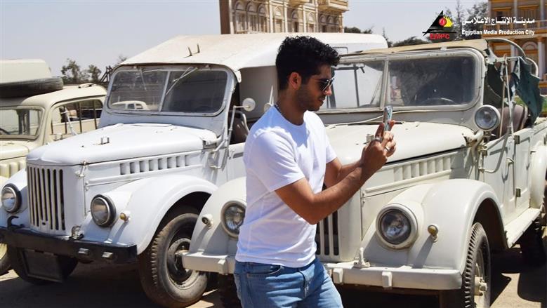 استقبل الأستاذ عبد الفتاح الجبالي، رئيس مجلس إدارة مدينة الإنتاج الإعلامي، النجم العالمي مينا مسعود، وذلك خلال زيارة خاصة قام بها إلى المدينة، بحضور الأستاذ أحمد سامي، رئيس لجنة مصر للأفلام التابعة للمدينة.