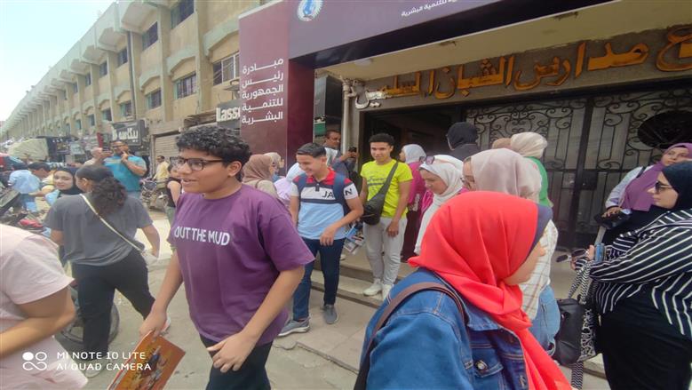 آراء طلاب الشهادة الإعدادية في امتحان مادتي الجبر والدراسات الاجتماعية بالقليوبية 