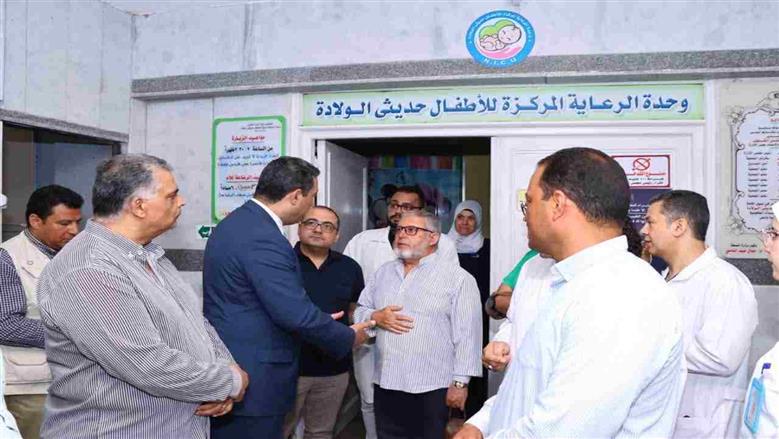 محافظ دمياط يتفقد مستشفى عزبة البرج