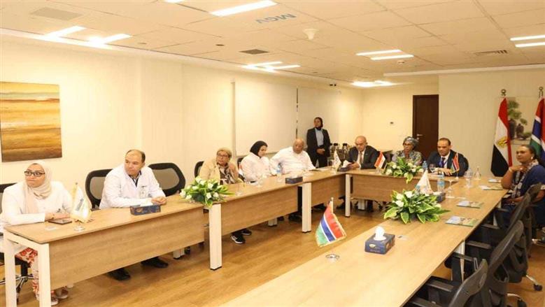 السيدة الأولى لدولة جامبيا تزور مستشفى شفاء الأورمان