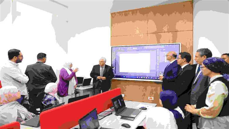 جولة وزير التعليم العالي بجامعة بنها 