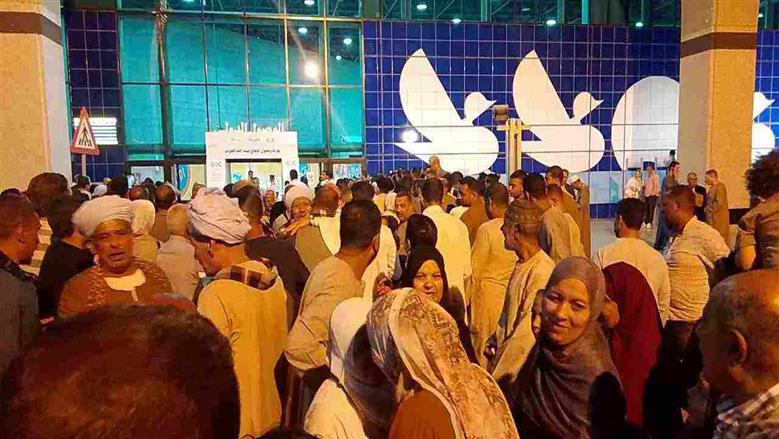 بالزغاريد.. مطار الأقصر الدولي يستقبل أول أفواج حجاج الجمعيات