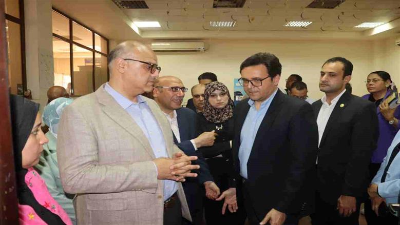 جولة وزير الثقافة ببنها 