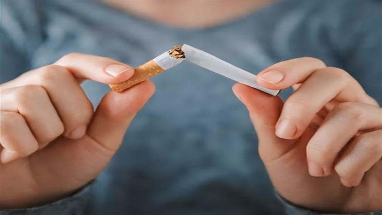  ماذا يحدث لرئتيك بعد عام من التدخين الإلكتروني؟.. «بداية الطريق للإصابة بالسرطان»
