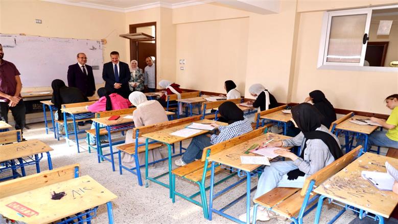 امتحانات الشهادة الإعدادية بالمنوفية