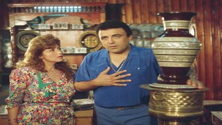 انهيار عائلة الفنان عماد محرم خلال صلاة الجنازة 