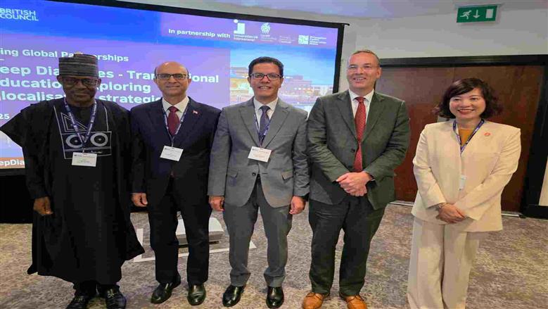 مشاركة رئيس جامعة بنها 