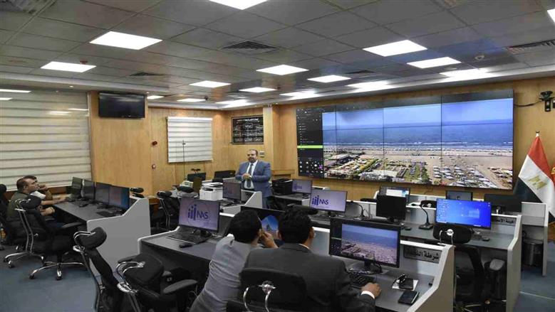 محافظ بورسعيد يفتتح مشروع الكاميرات الجديدة لدعم المنظومة الأمنية بالشوارع
