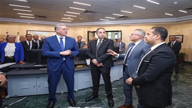 وزير البترول يتفقد مشروع منظومة «سكادا» لمراقبة تداول البوتاجاز بشركة بتروجاس 