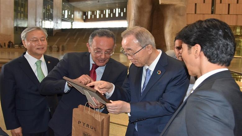 الأمين العام الأسبق لمنظمة الأمم المتحدة يزور المتحف المصري الكبير