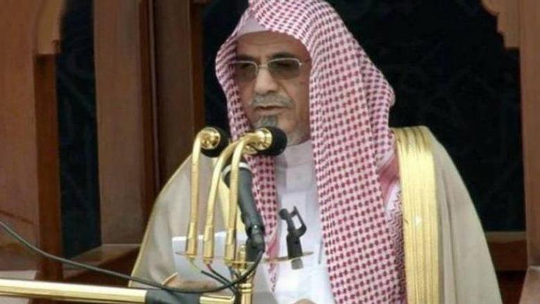 خطيب عرفة يدعو لفلسطين باكيا: اللهم اطعم جائعهم واكسِ عاريهم
