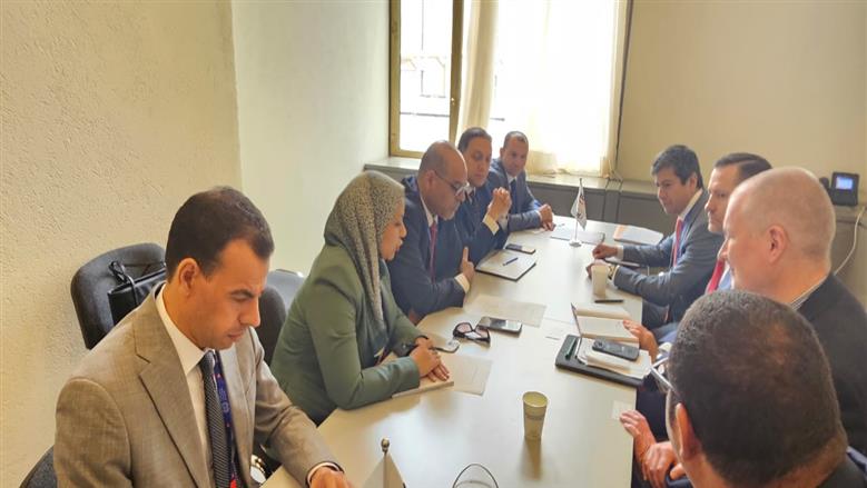 وزير العمل من جنيف: الدولة حريصة على تشجيع المستثمرين