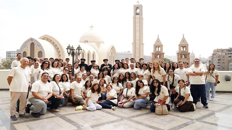 البابا تواضروس يستقبل خدام منظمة HOPE ويُشيد بالخدمة الروحية